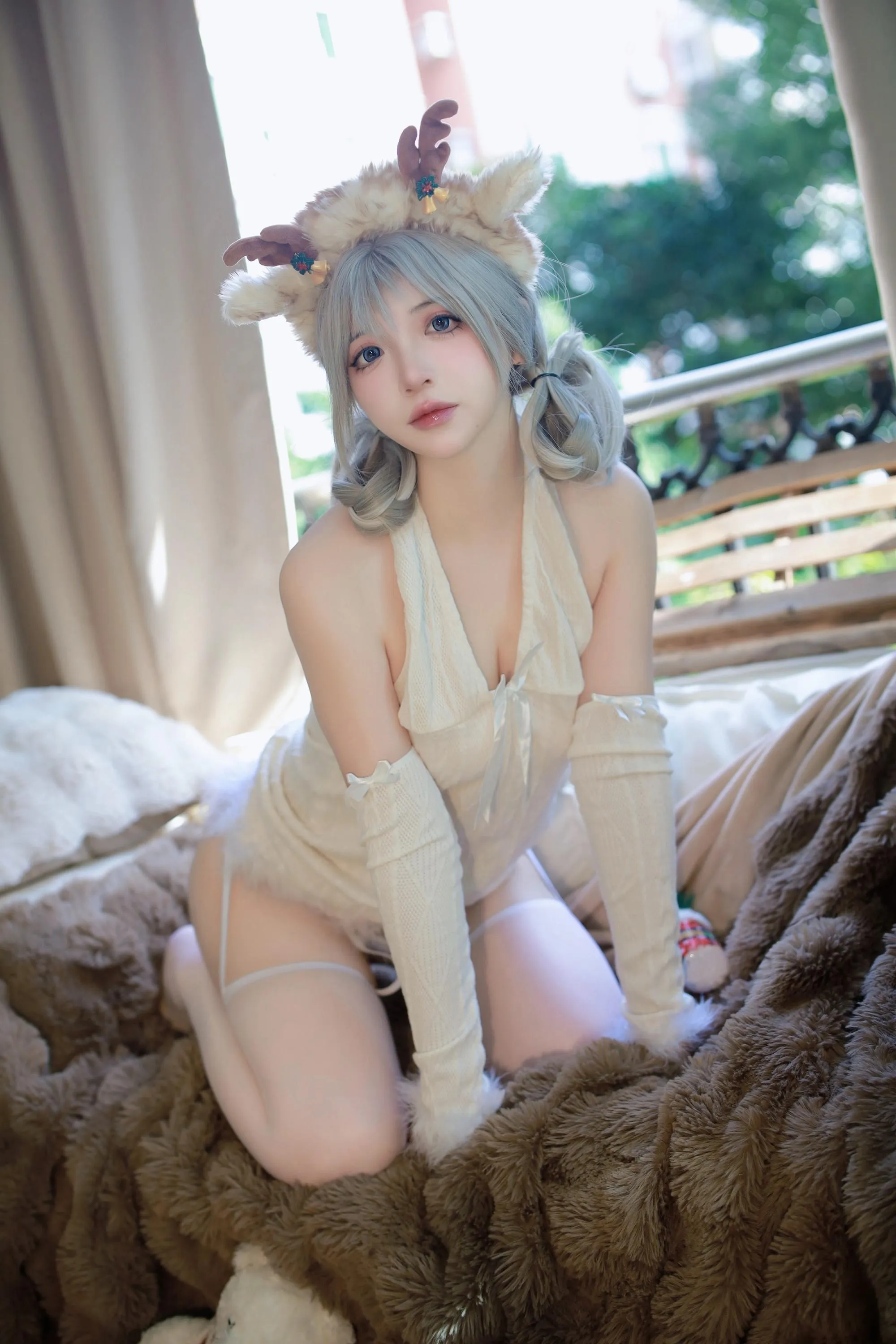 疯猫ss – NO.130 圣诞特典白色毛衣 [98P]插图1